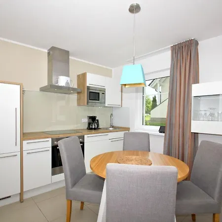 Appartement Strandnahe Mit Terrasse, Gratis Nutzung Vom Ahoi Erlebnisbad Und Sauna In Sellin - Rex Rugia 30-3