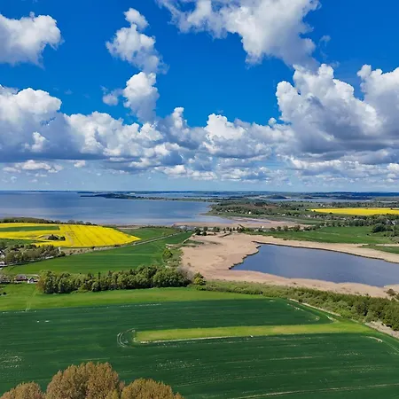Appartement Strandnahe Mit Terrasse, Gratis Nutzung Vom Ahoi Erlebnisbad Und Sauna In Sellin - Rex Rugia 30-3 Lobbe