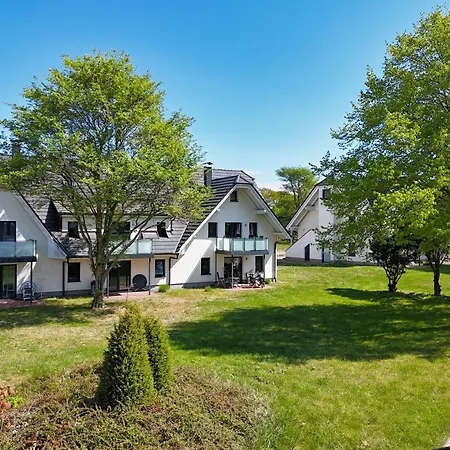 Appartement Strandnahe Mit Terrasse, Gratis Nutzung Vom Ahoi Erlebnisbad Und Sauna In Sellin - Rex Rugia 30-3